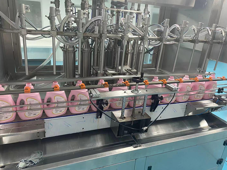 修康藥業(yè)產(chǎn)品生產(chǎn)車間(圖1) qyxc8.jpg