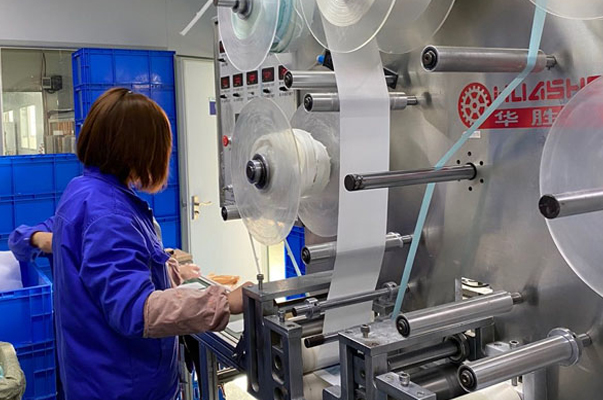 膏藥貼牌代加工的流程和工藝有哪些-修康藥業(yè)集團(tuán) 膏藥貼牌代加工的流程和工藝有哪些-修康藥業(yè)集團(tuán)